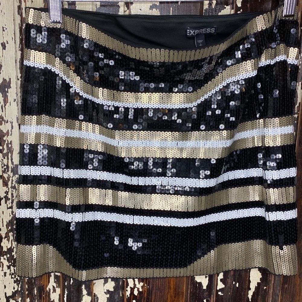 EUC Express sequined skirt. Size S. - Picture 2 of 9